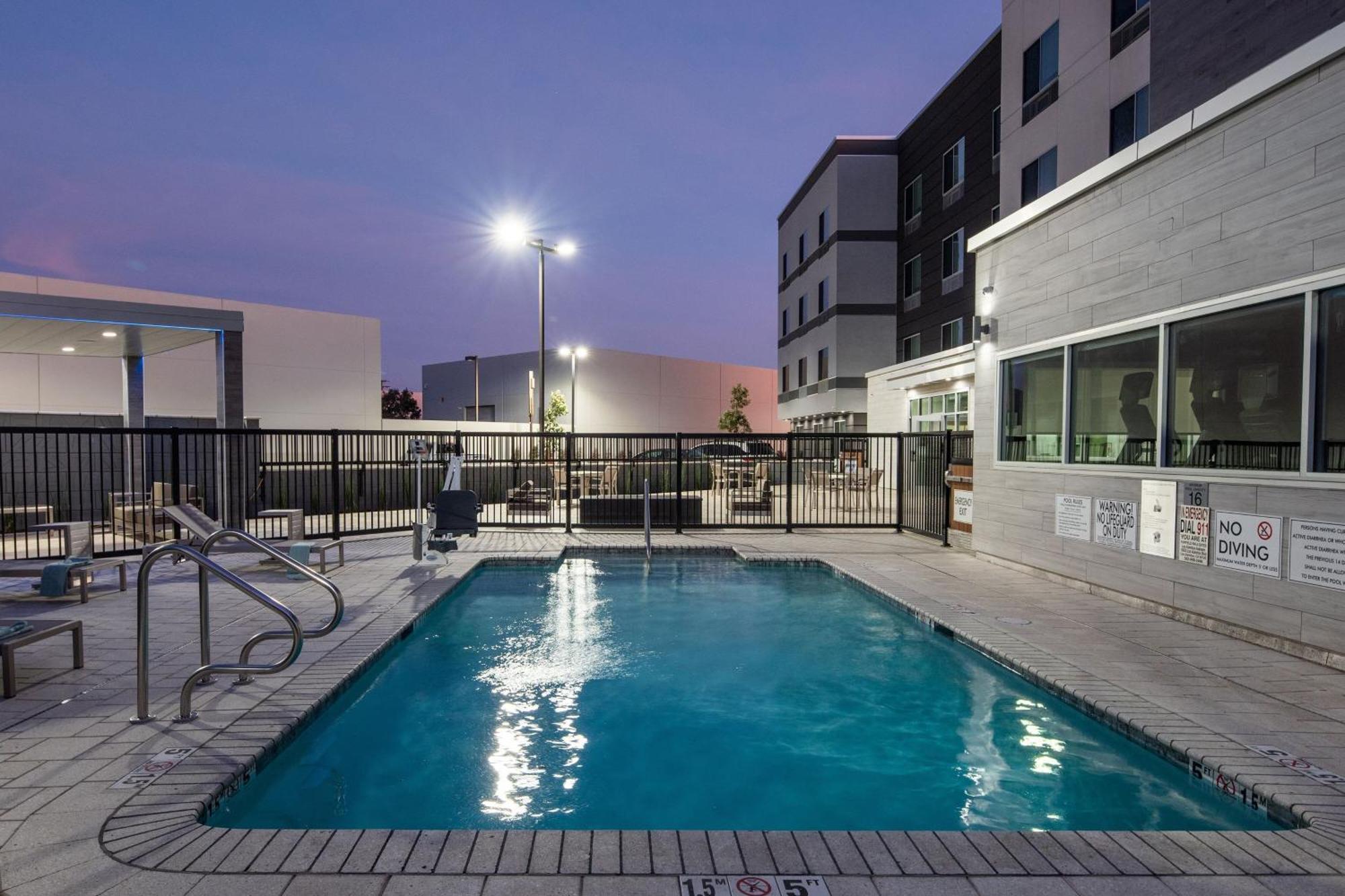 Fairfield By Marriott Inn & Suites Anaheim Los Alamitos Luaran gambar